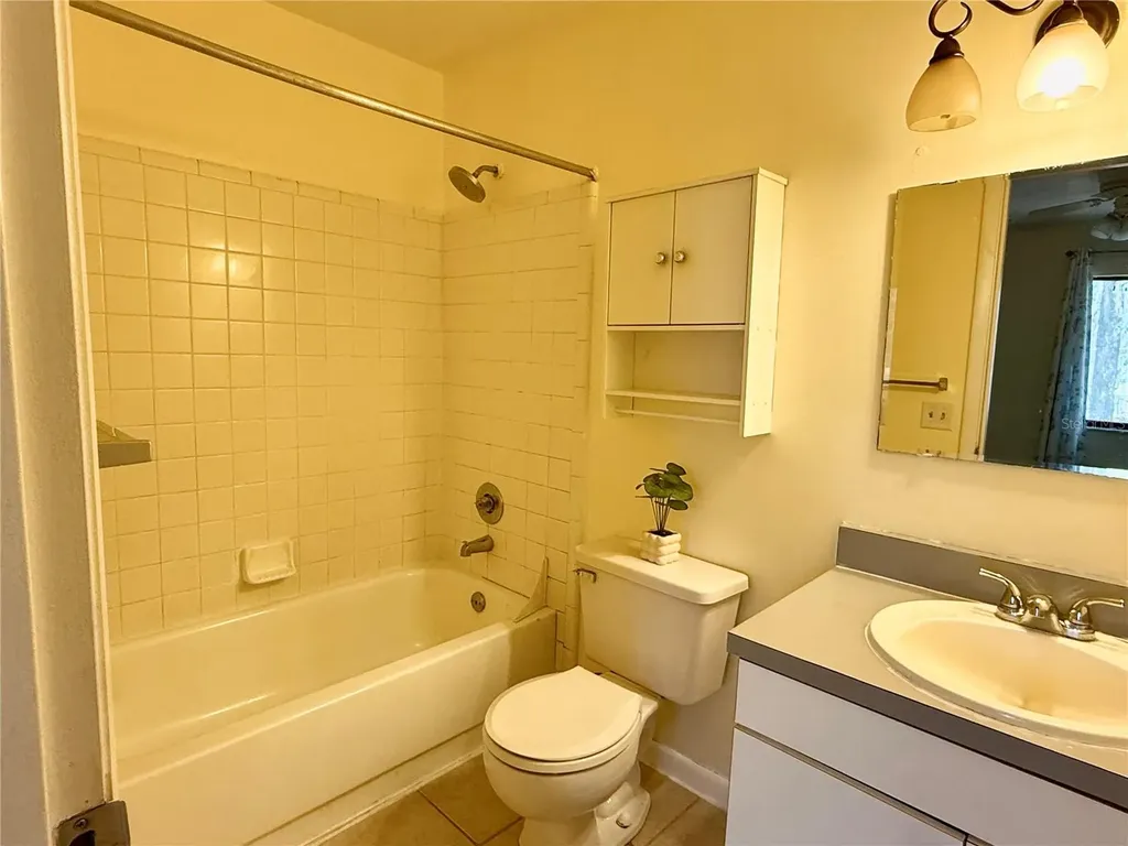 2735 SW 35th Place Gainesville FL 32608