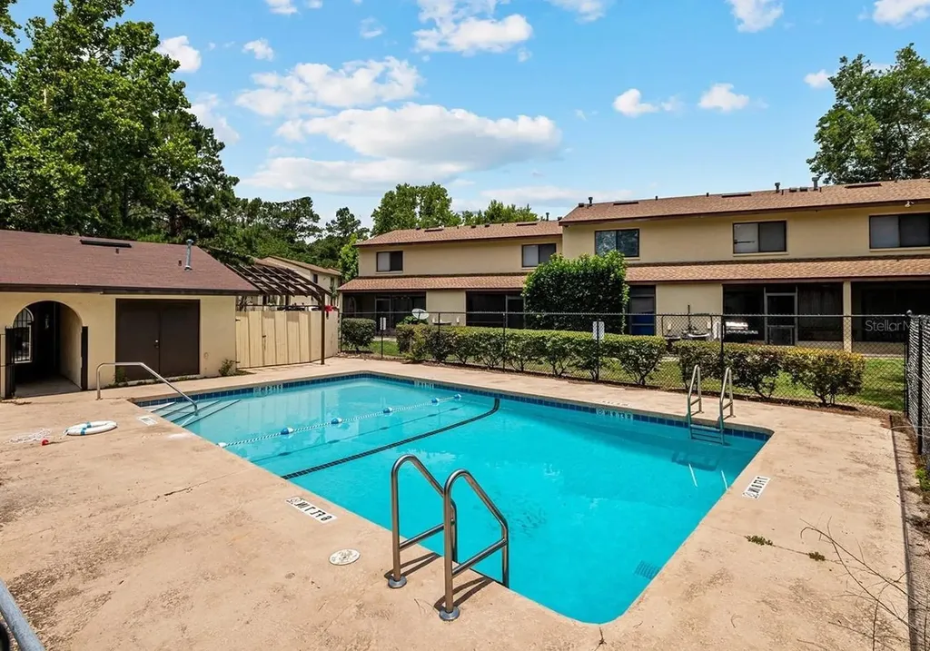 2735 SW 35th Place Gainesville FL 32608