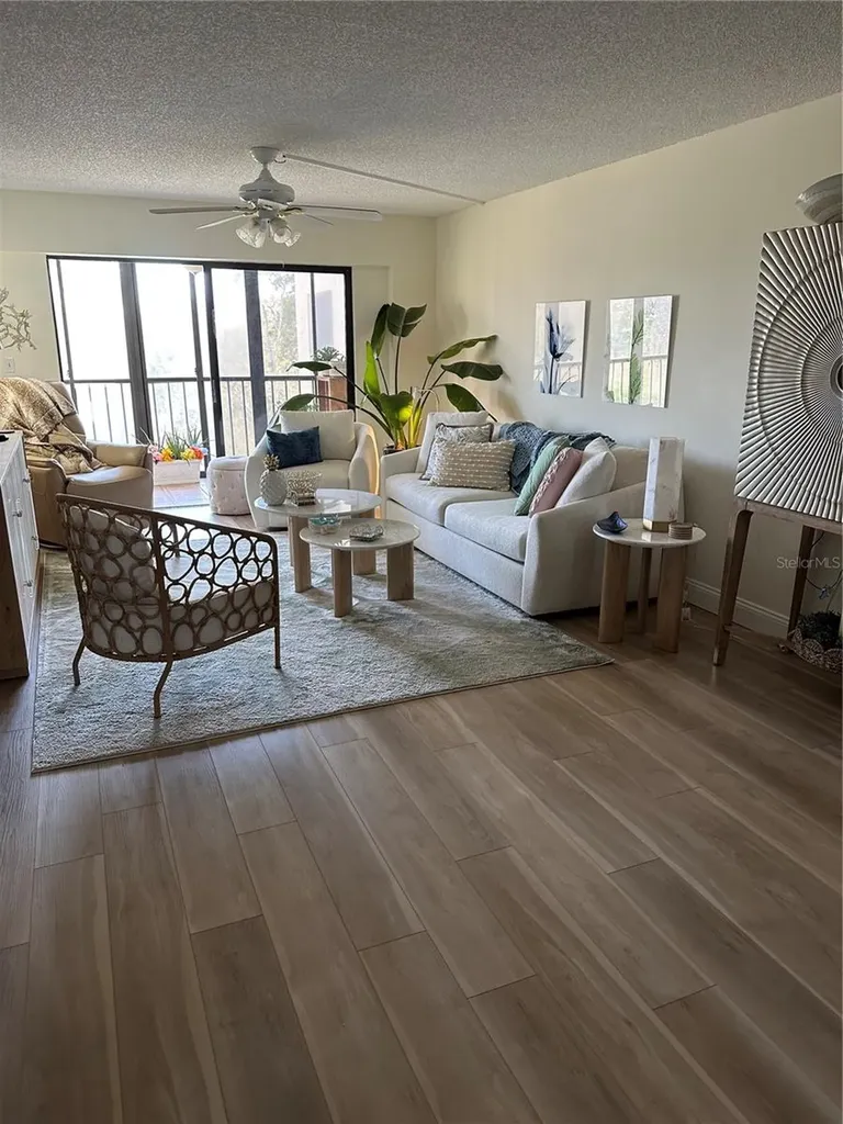 9433 Harbor Greens Way Seminole FL 33776
