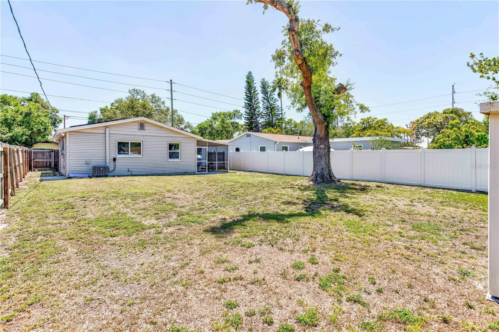 2639 28th Avenue N St Petersburg FL 33713