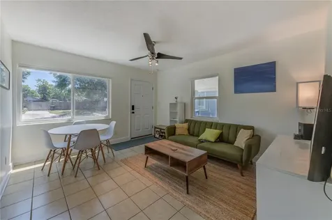 2639 28th Avenue N St Petersburg FL 33713