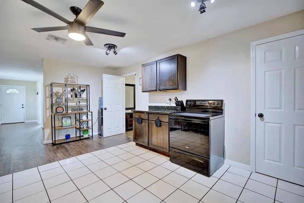 12360 Us-27 Sebring FL 33876