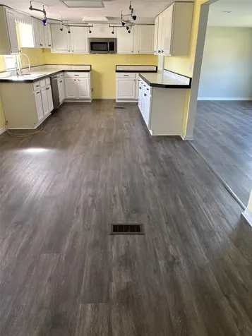 206 Country World Drive E Davenport FL 33897