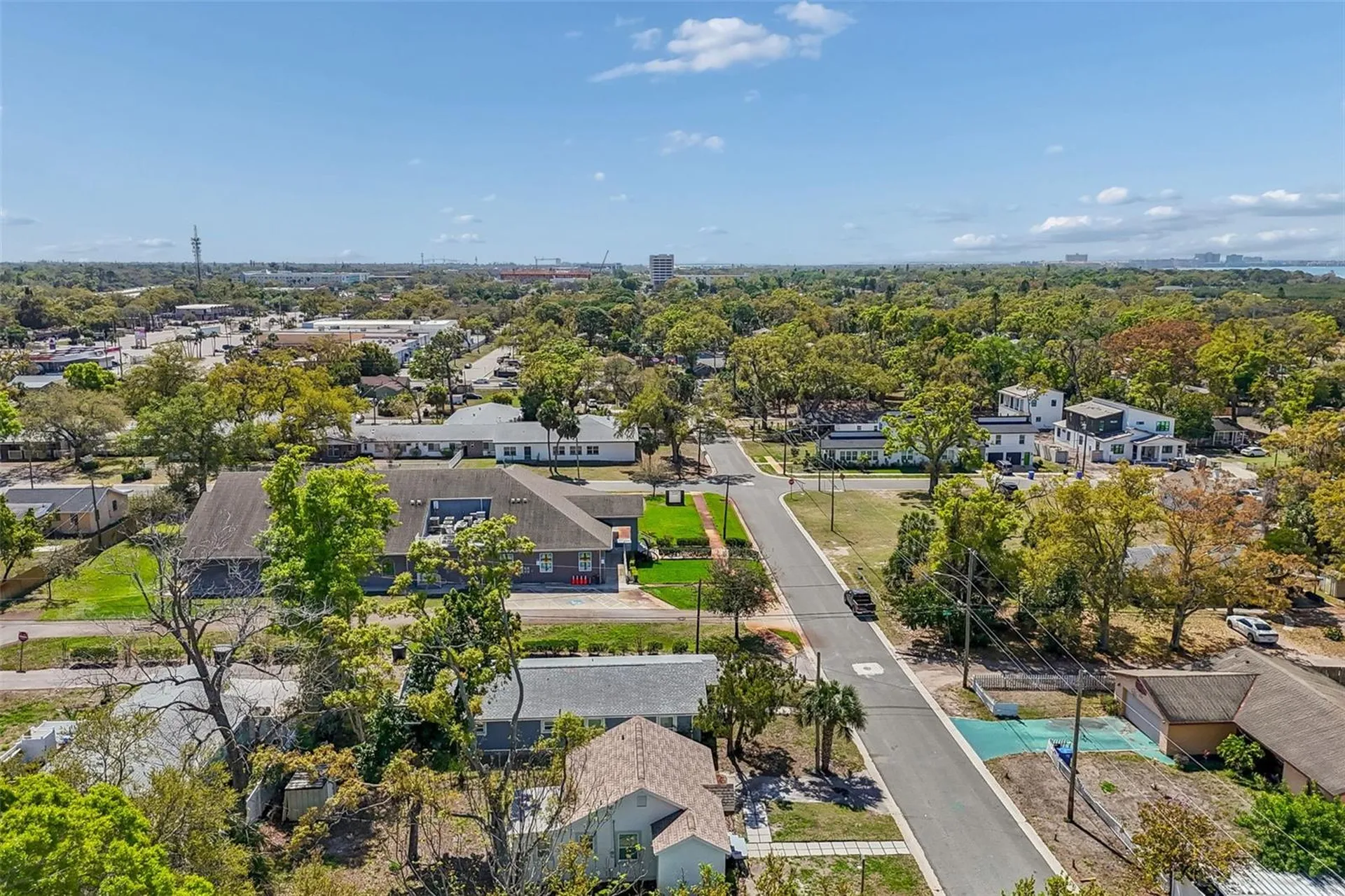 1916 35th Street S St Petersburg FL 33711