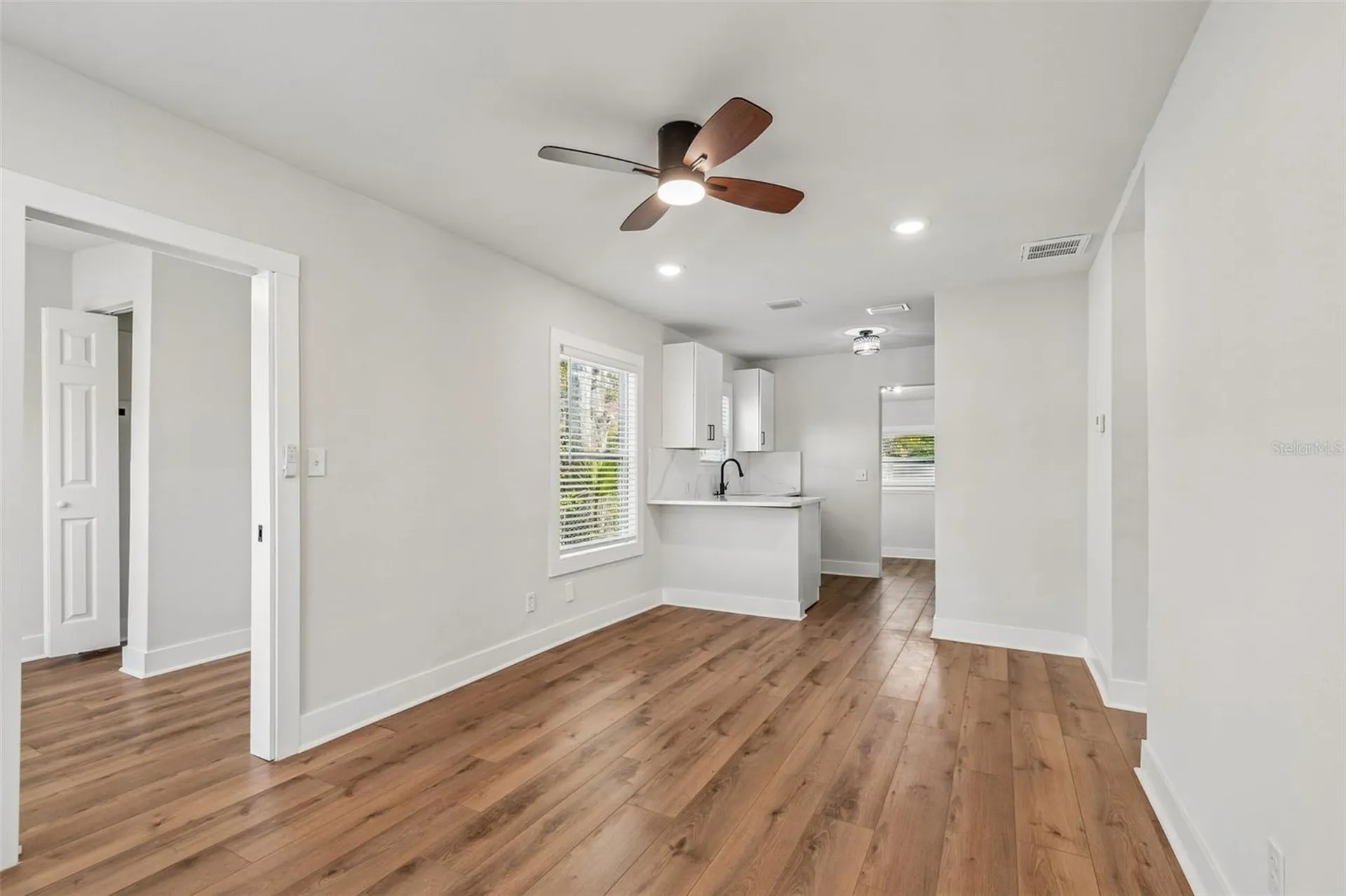 1916 35th Street S St Petersburg FL 33711
