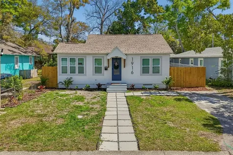 1916 35th Street S St Petersburg FL 33711