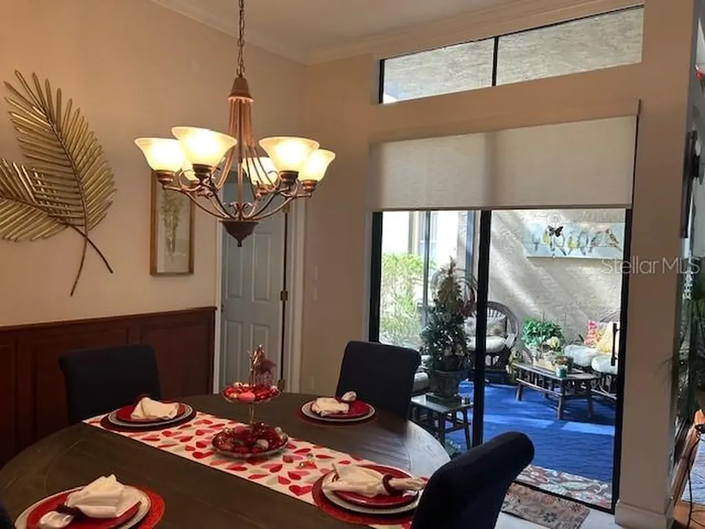 1308 Lake Willisara Circle Orlando FL 32806