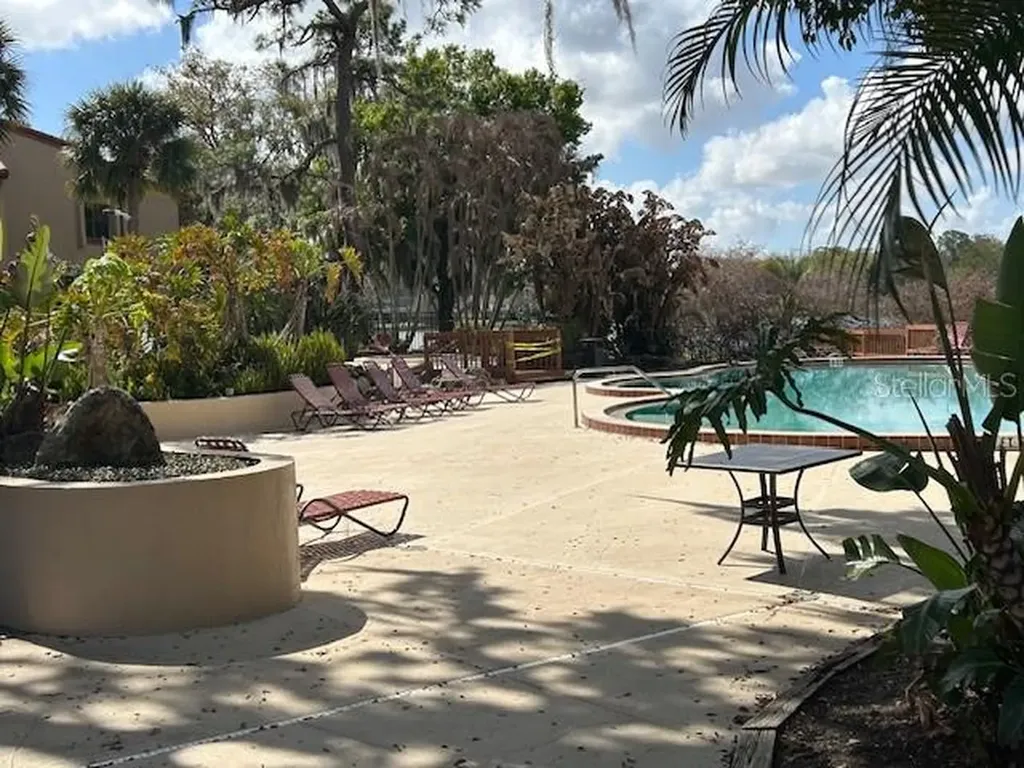 1308 Lake Willisara Circle Orlando FL 32806