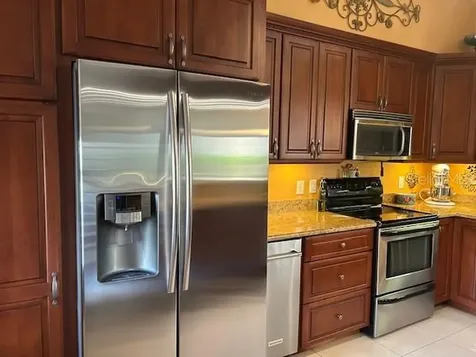 1308 Lake Willisara Circle Orlando FL 32806