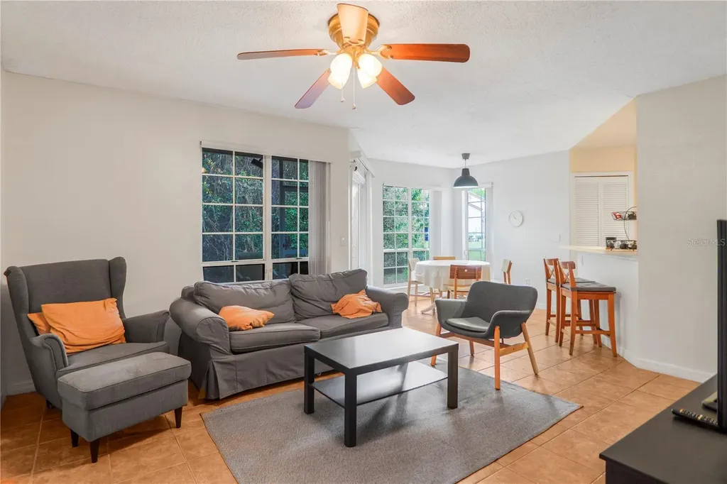 4605 Gate Place Orlando FL 32811