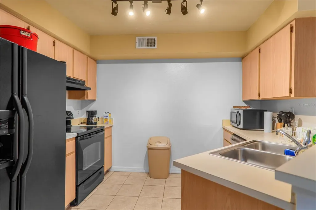 4605 Gate Place Orlando FL 32811