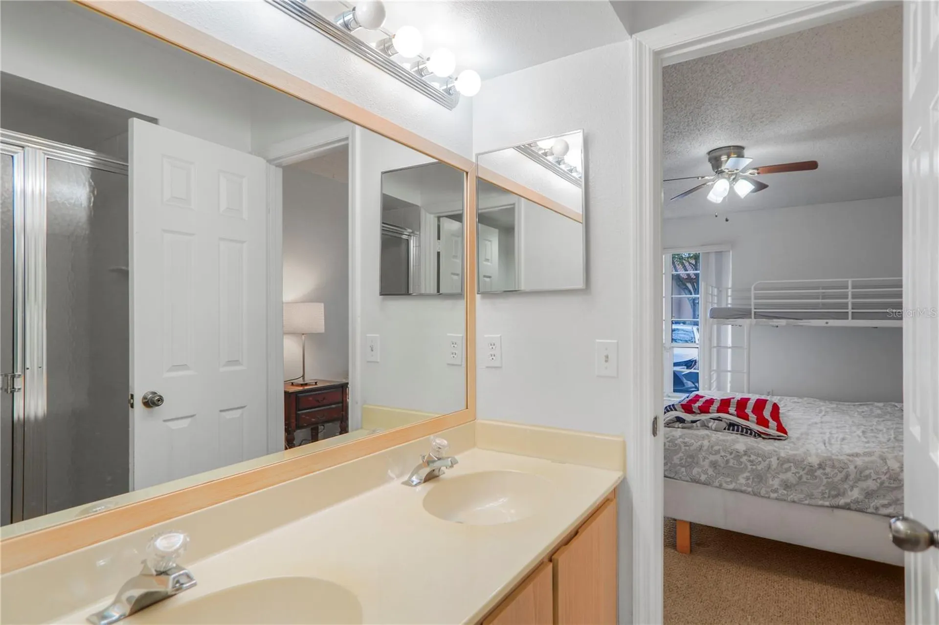 4605 Gate Place Orlando FL 32811