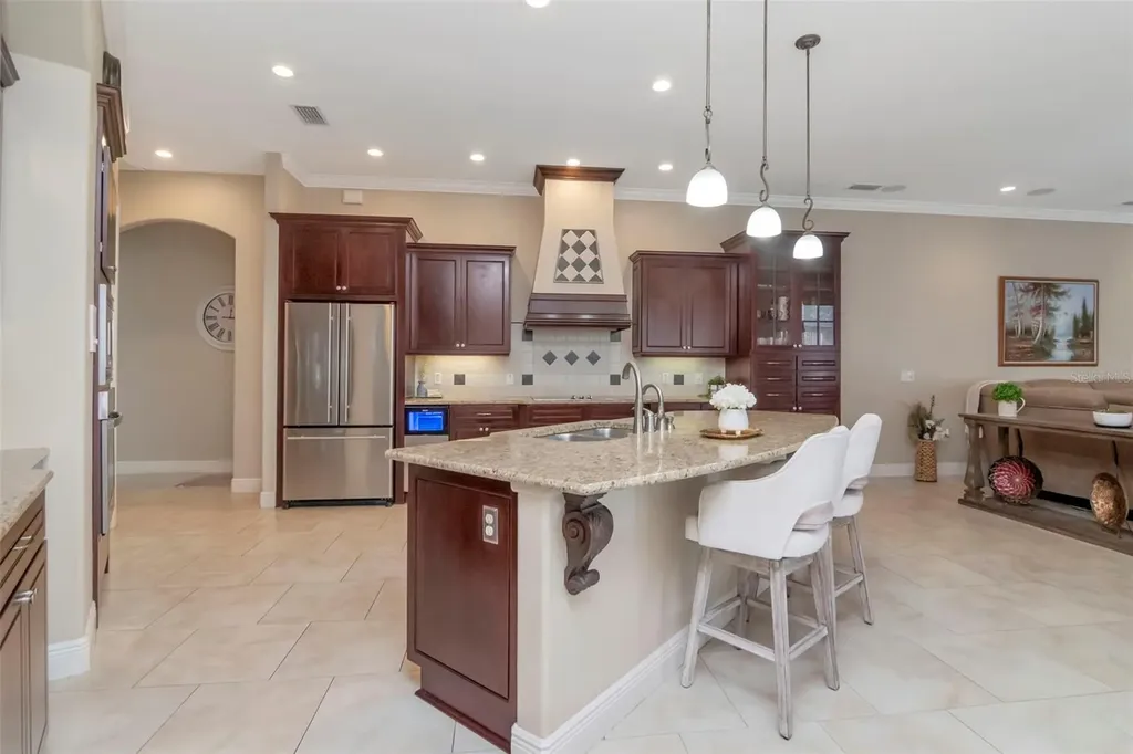 1022 Emerald Creek Drive Valrico FL 33596