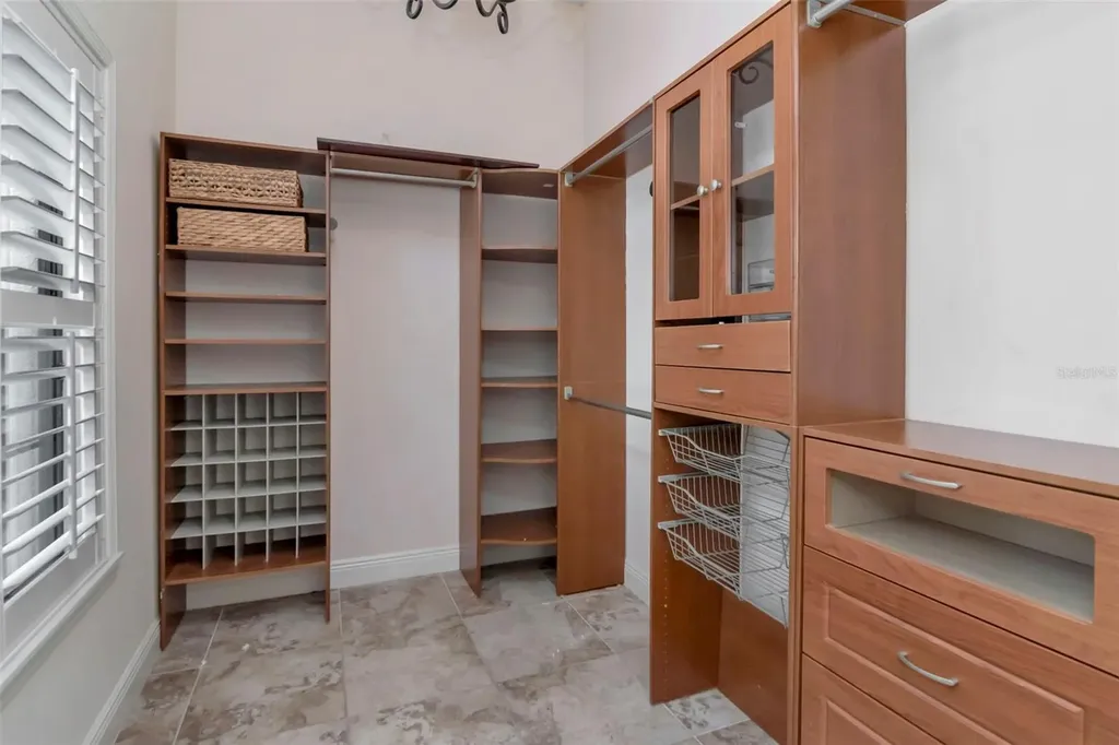 1022 Emerald Creek Drive Valrico FL 33596