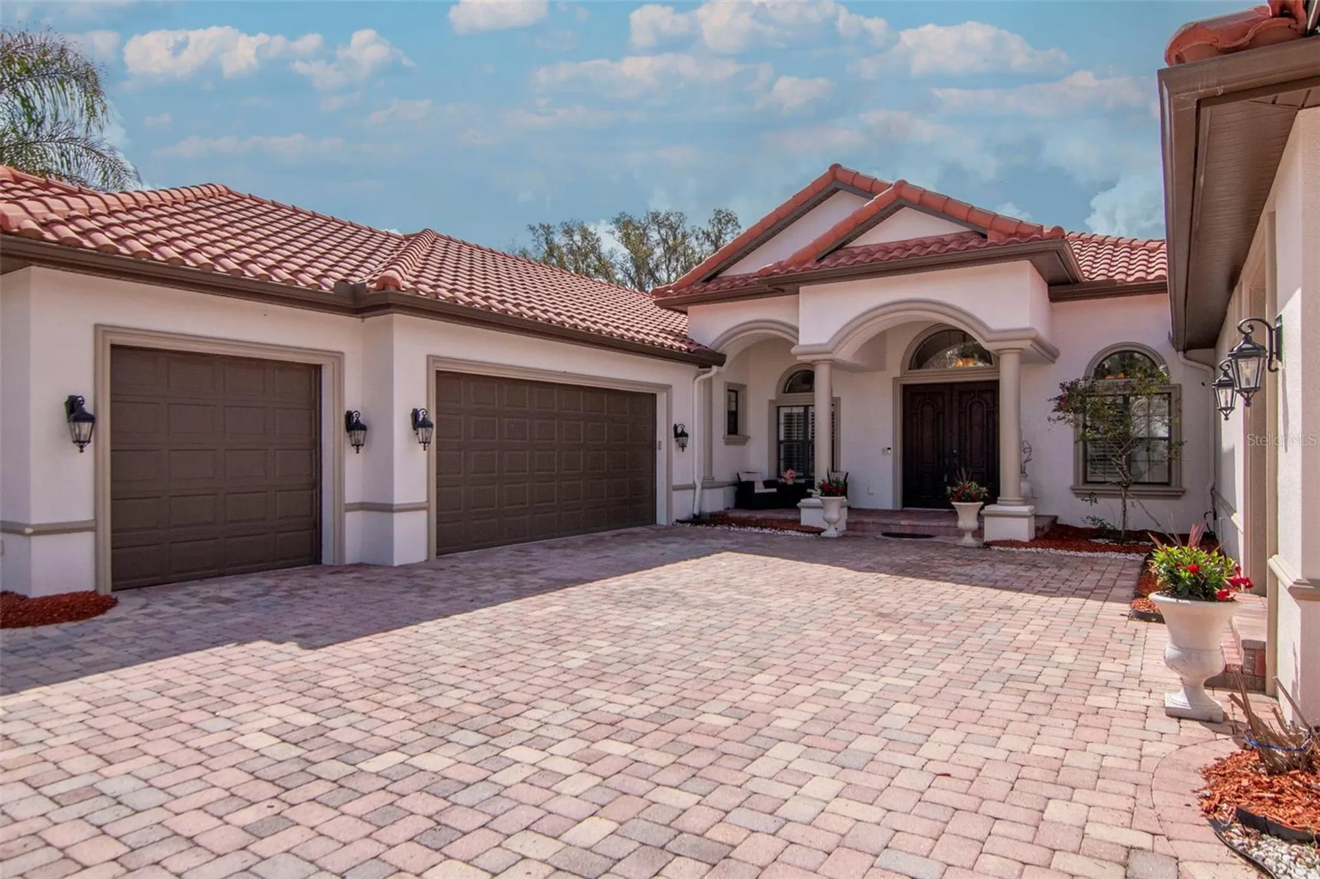 1022 Emerald Creek Drive Valrico FL 33596
