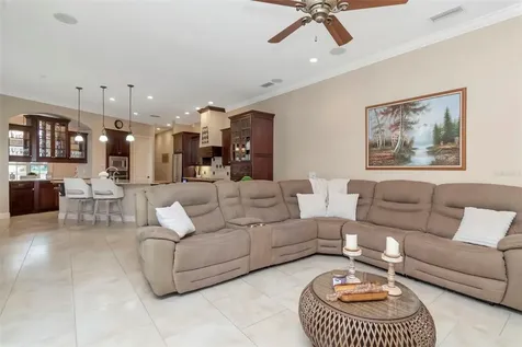 1022 Emerald Creek Drive Valrico FL 33596