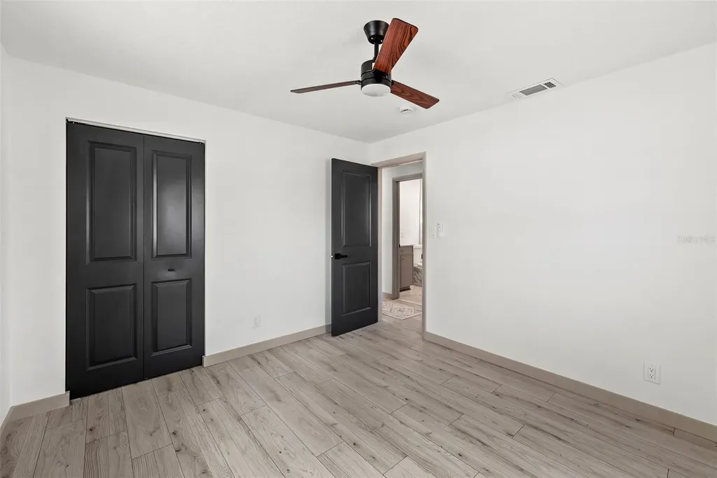 7331 36th Avenue N St Petersburg FL 33710