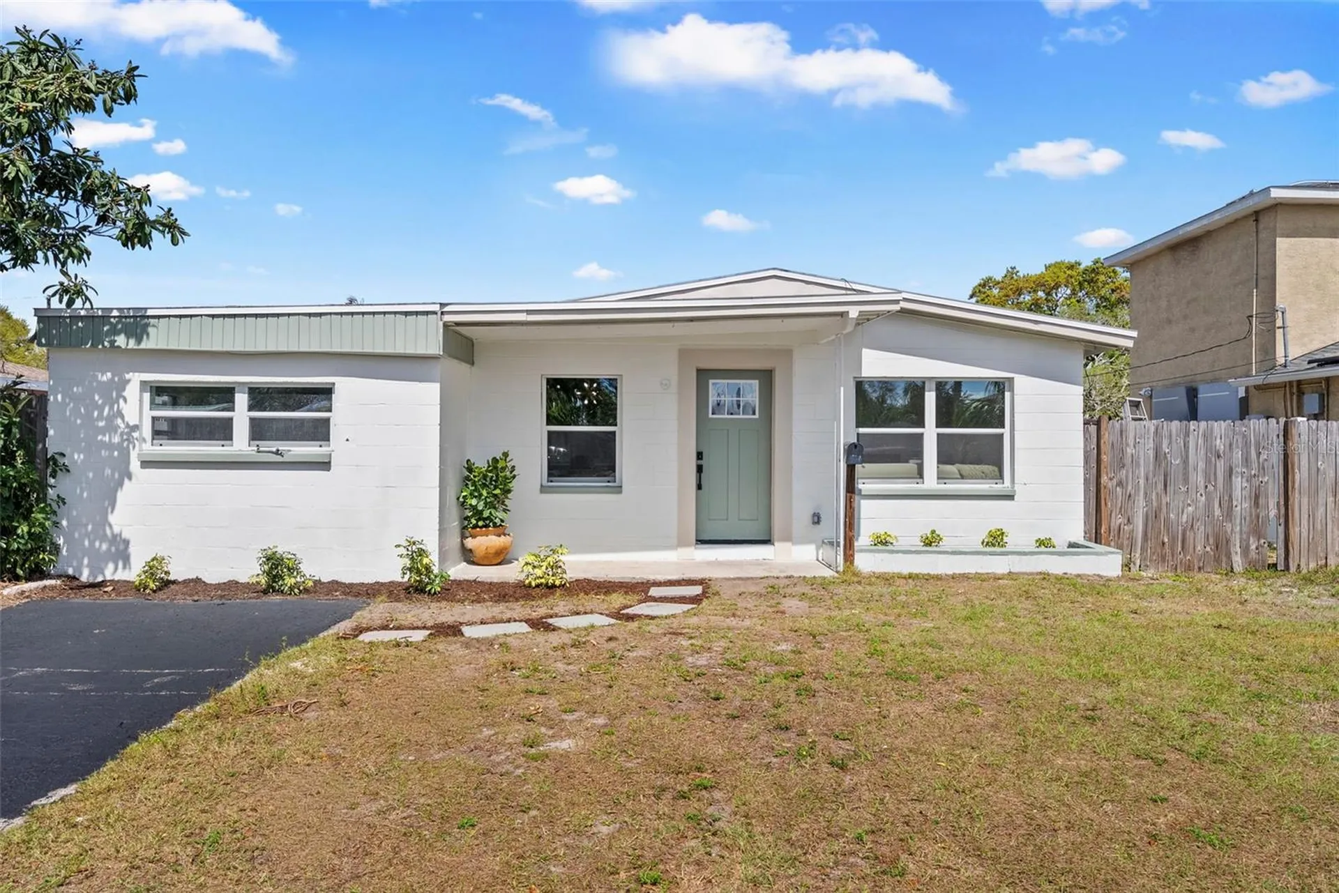 7331 36th Avenue N St Petersburg FL 33710