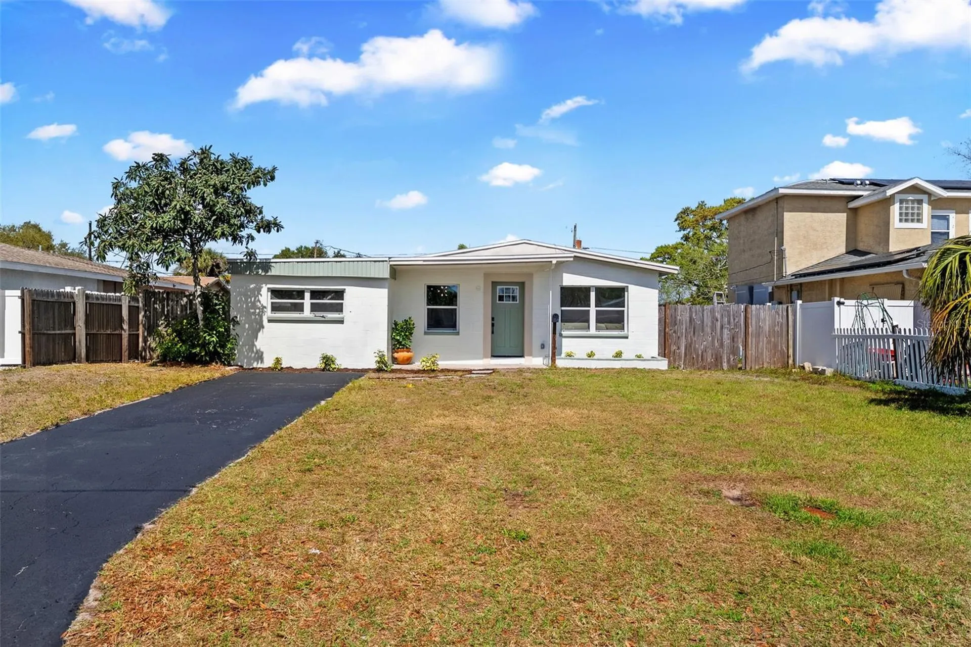 7331 36th Avenue N St Petersburg FL 33710