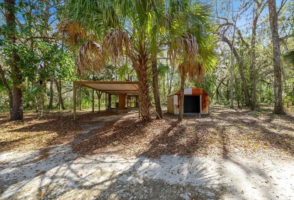 5590 E Highway 316 Citra FL 32113