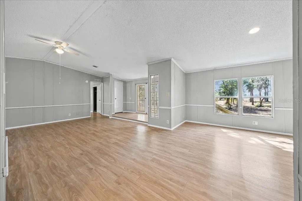5590 E Highway 316 Citra FL 32113