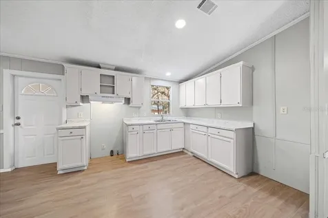 5590 E Highway 316 Citra FL 32113