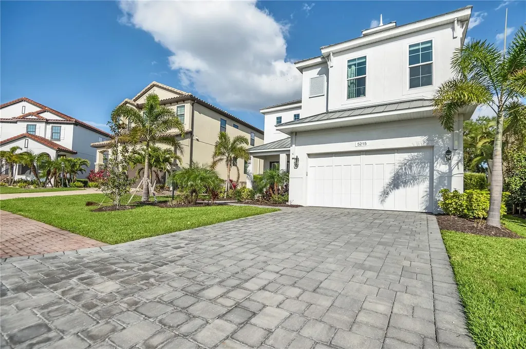 5215 Title Row Drive Bradenton FL 34210