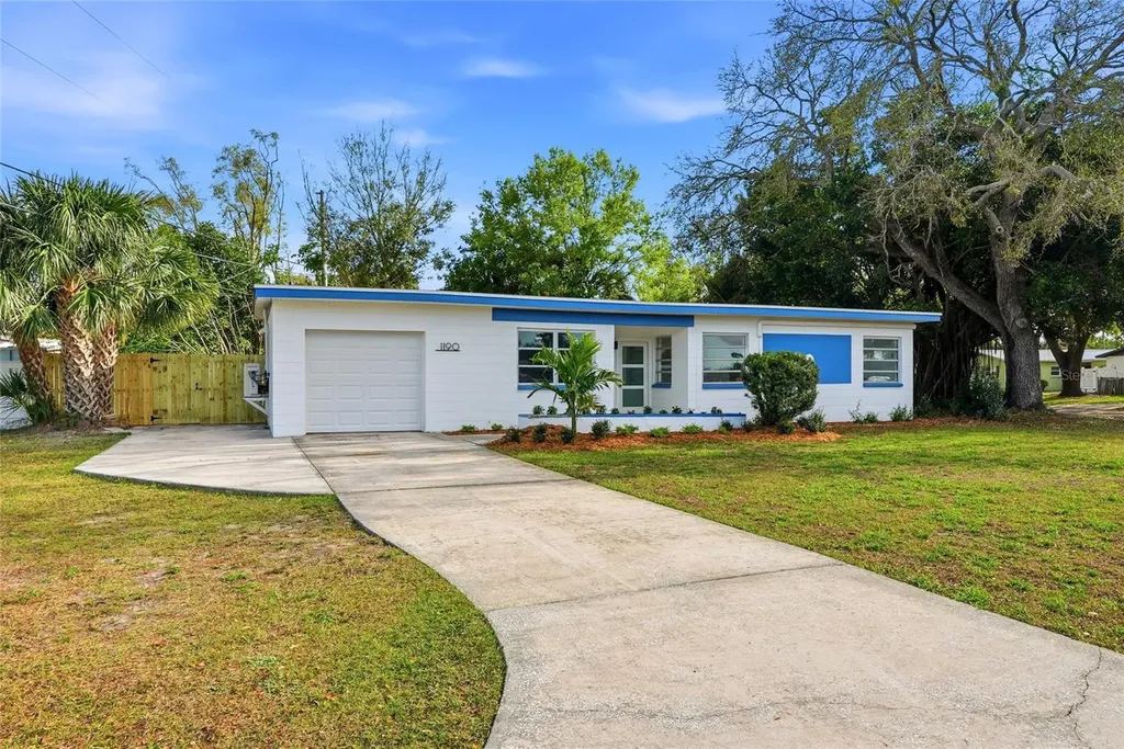 1190 79th Avenue N St Petersburg FL 33702