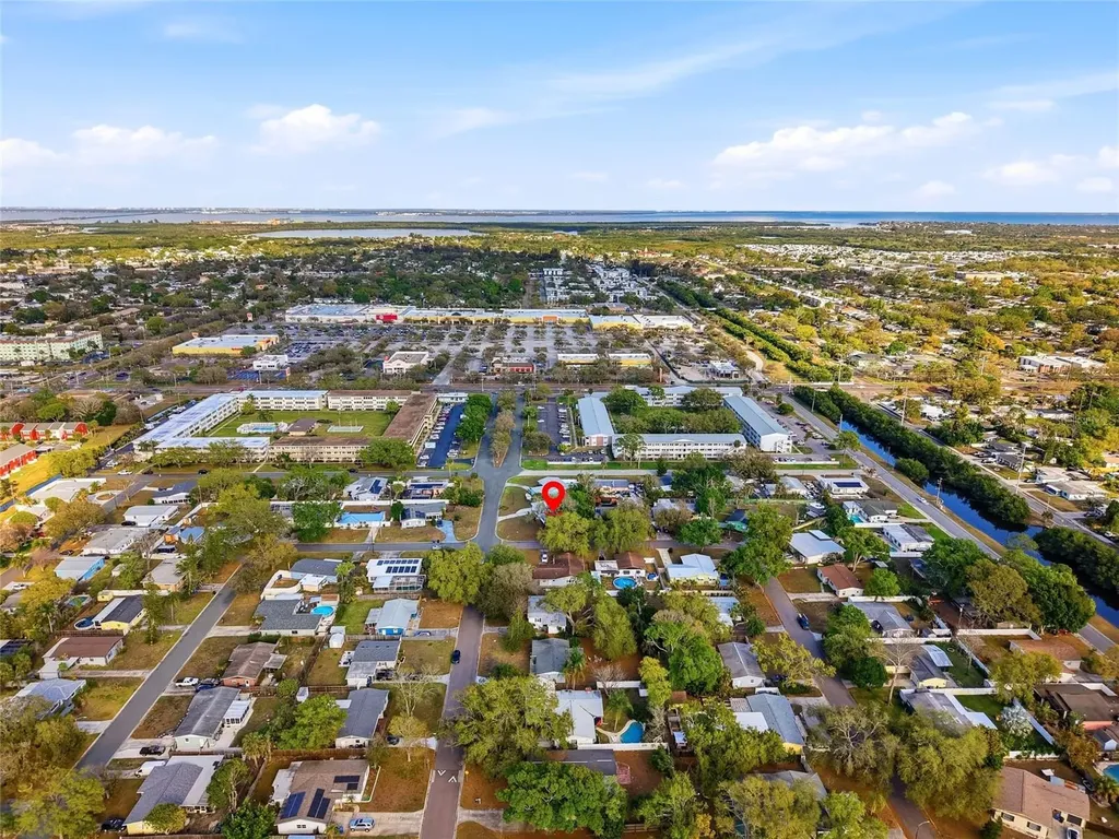 1190 79th Avenue N St Petersburg FL 33702