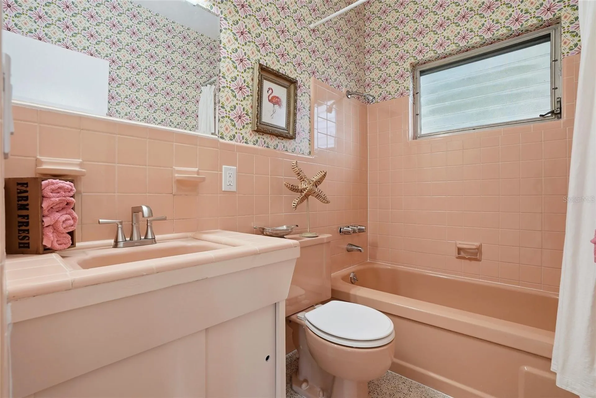 1190 79th Avenue N St Petersburg FL 33702
