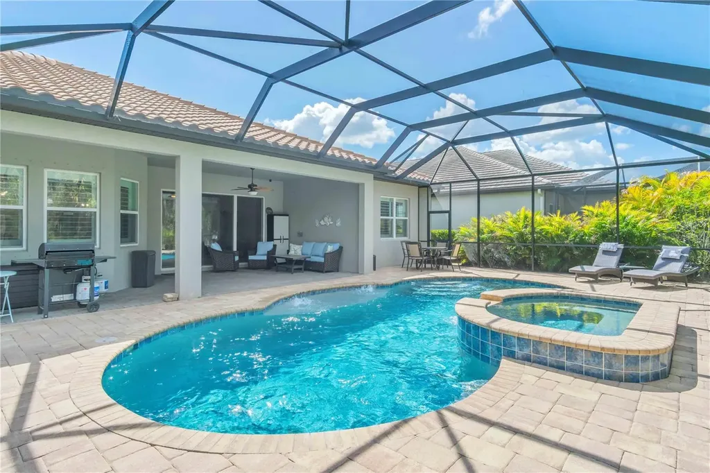 19835 Bridgetown Loop Venice FL 34293