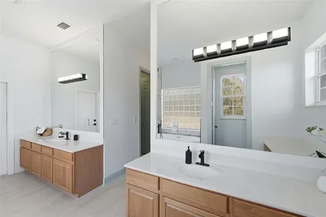 4873 NE 64th Avenue Silver Springs FL 34488