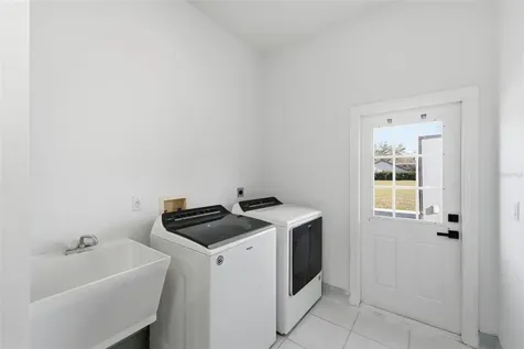4873 NE 64th Avenue Silver Springs FL 34488