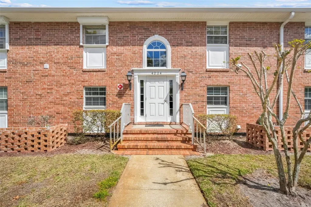 4224 Lake Underhill Road Orlando FL 32803