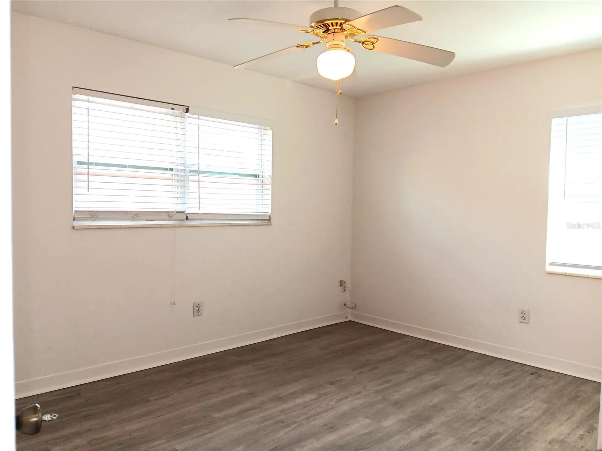 4942 Oxford Avenue N St Petersburg FL 33710