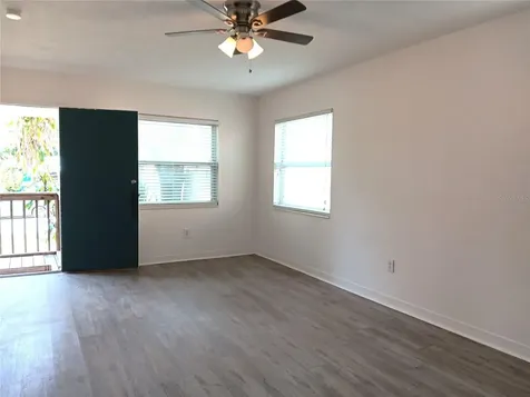 4942 Oxford Avenue N St Petersburg FL 33710