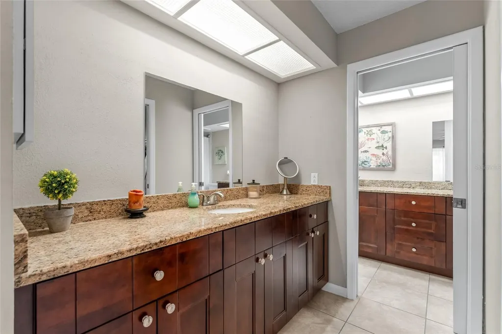 1811 La Grande Drive Dunedin FL 34698