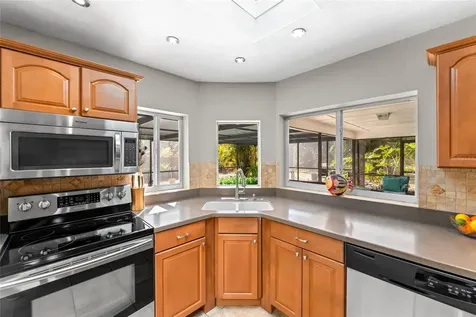 1811 La Grande Drive Dunedin FL 34698