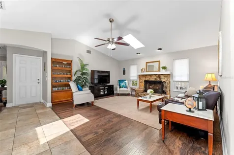 1811 La Grande Drive Dunedin FL 34698