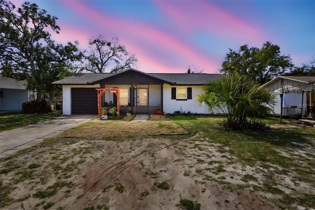 10100 Shademoor Drive Leesburg FL 34788