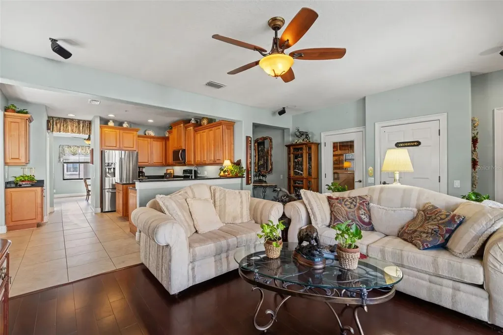 606 Bella Loop Dunedin FL 34698