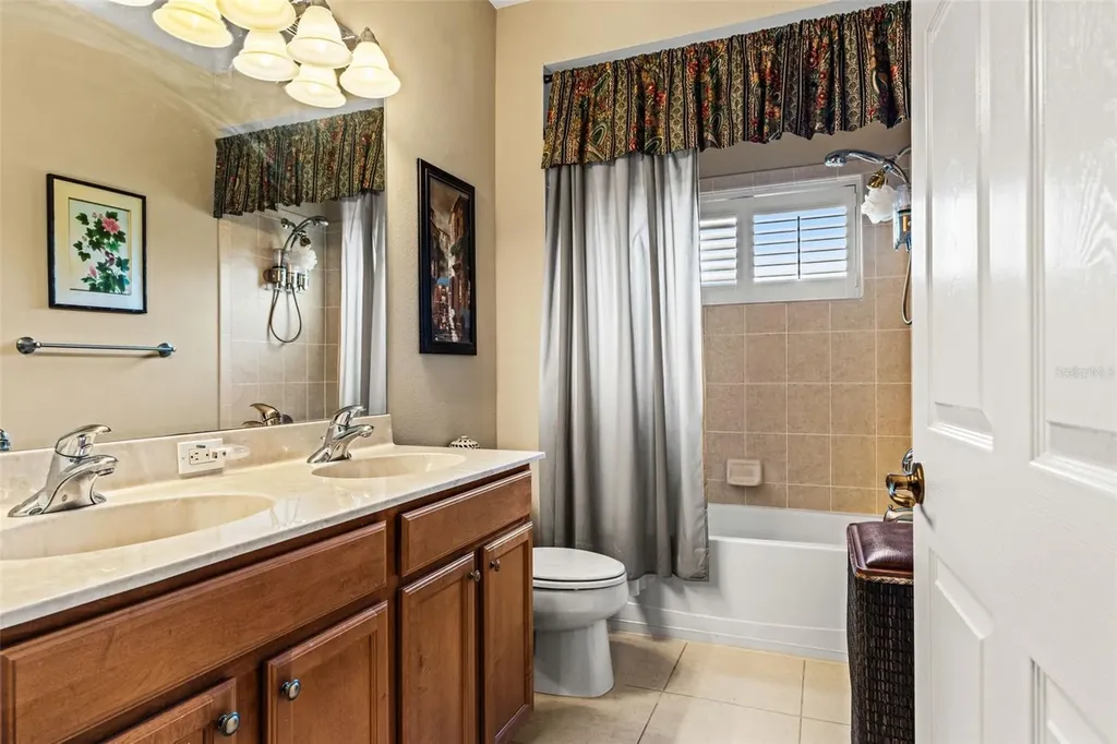 606 Bella Loop Dunedin FL 34698