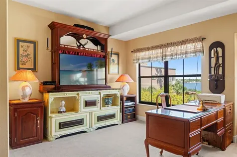 606 Bella Loop Dunedin FL 34698
