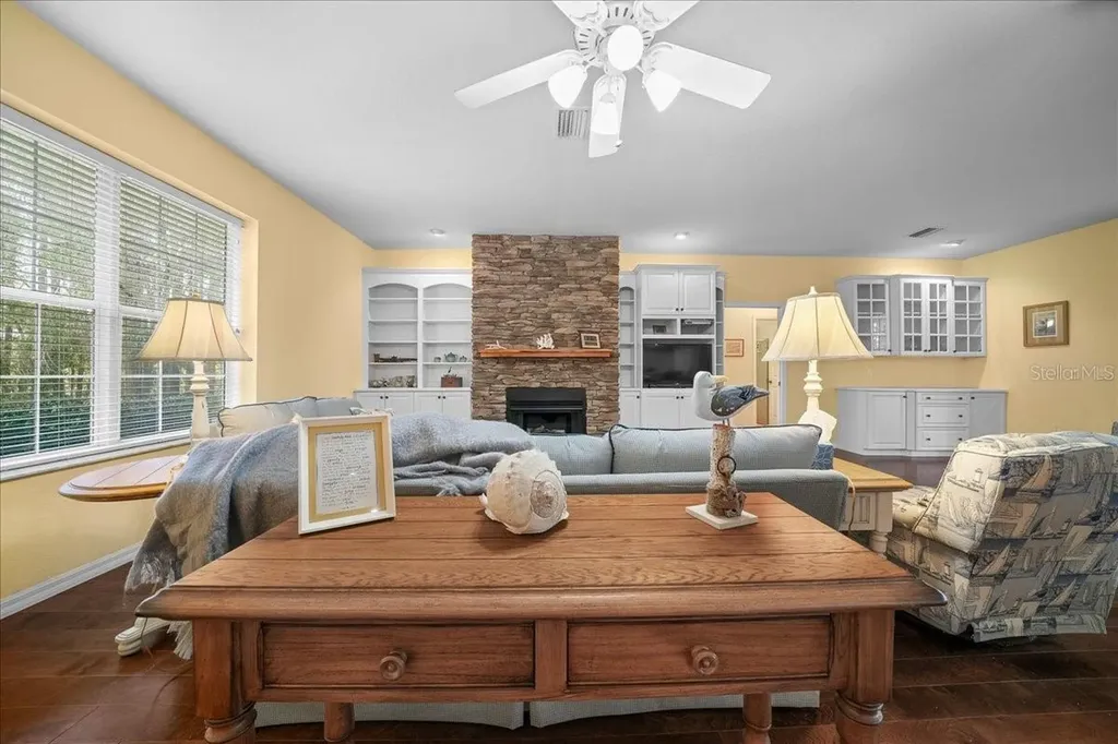 7184 NW 8th Place Ocala FL 34482