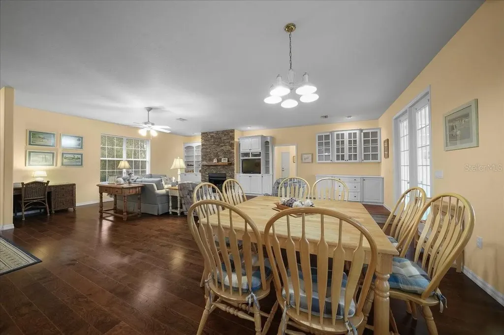7184 NW 8th Place Ocala FL 34482