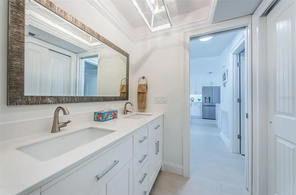 476 Boca Ciega Point Boulevard S St Petersburg FL 33708