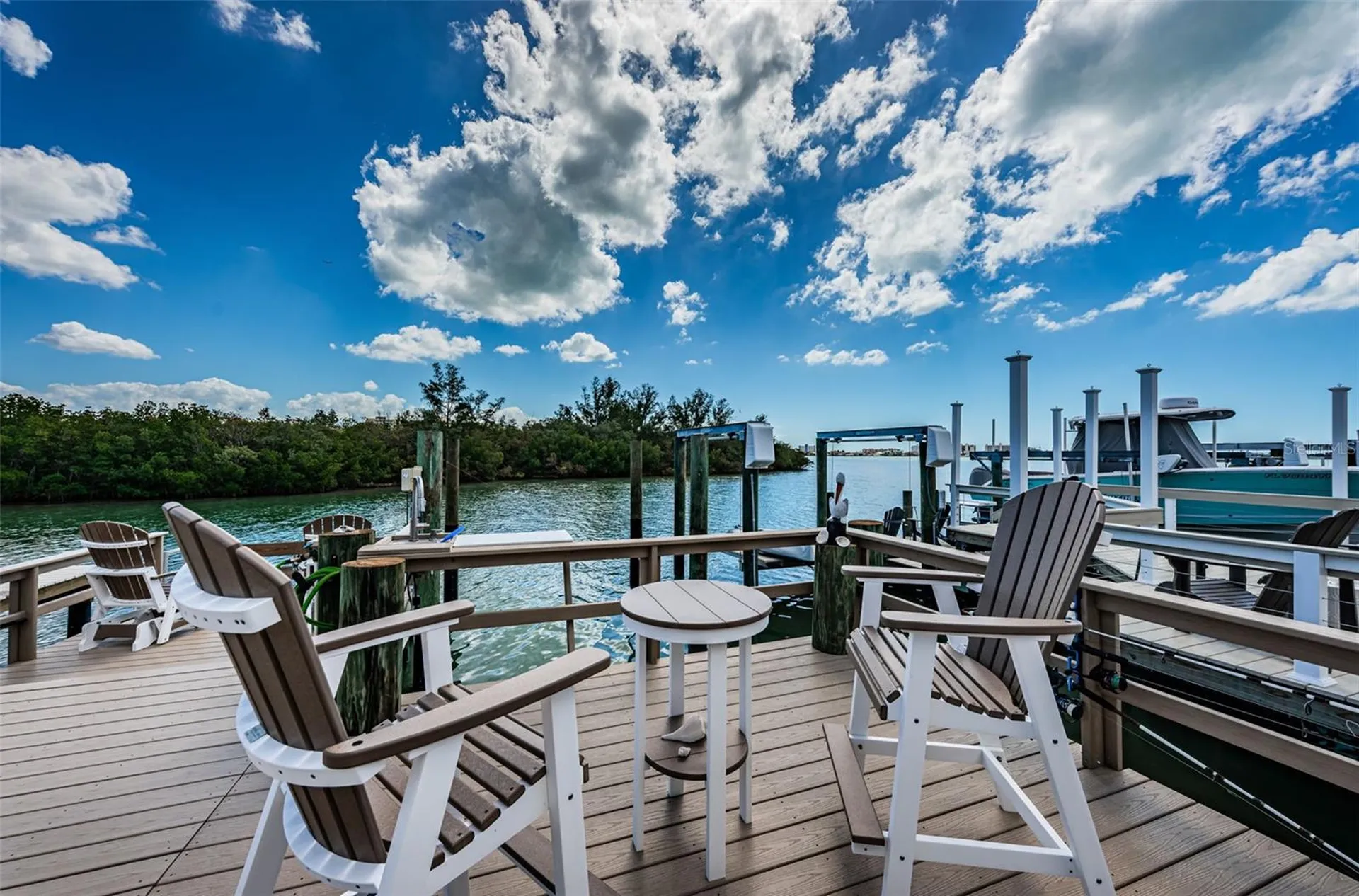 476 Boca Ciega Point Boulevard S St Petersburg FL 33708