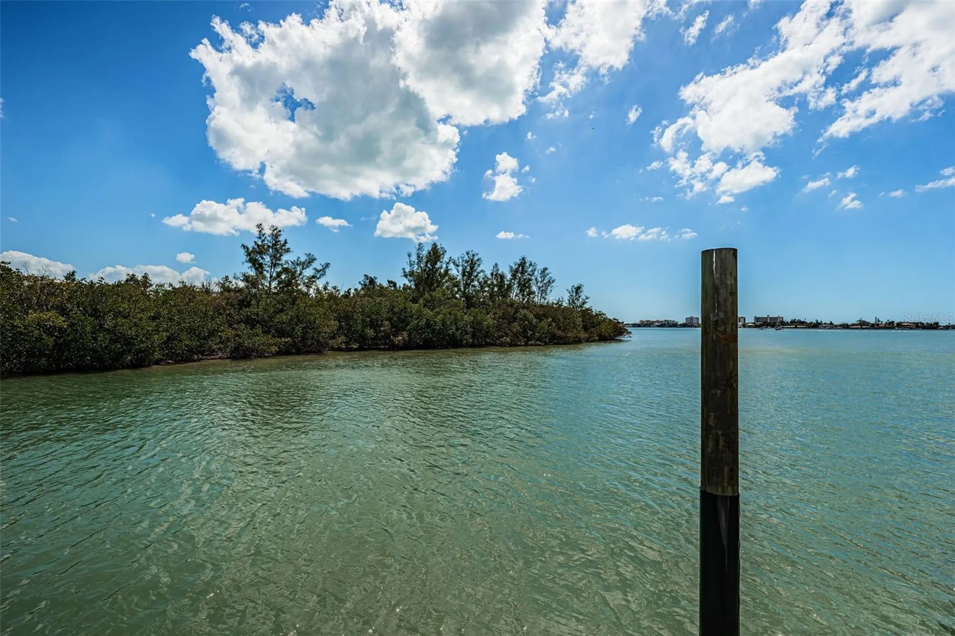476 Boca Ciega Point Boulevard S St Petersburg FL 33708