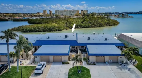 476 Boca Ciega Point Boulevard S St Petersburg FL 33708