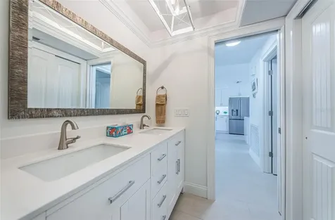 476 Boca Ciega Point Boulevard S St Petersburg FL 33708